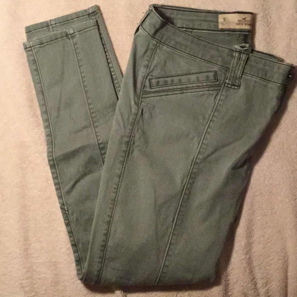 Hollister Super Skinny Jeans